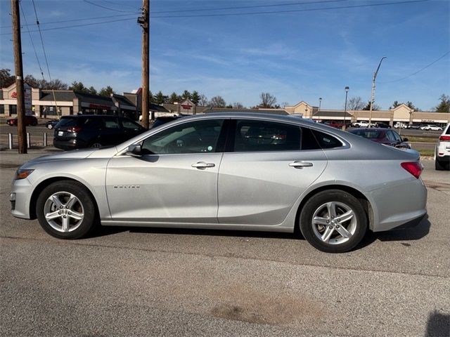 2022 Chevrolet Malibu LT