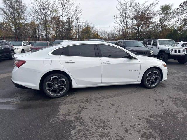 2022 Chevrolet Malibu LT