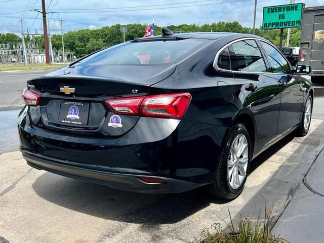 2022 Chevrolet Malibu LT