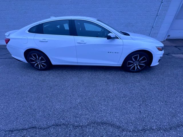 2022 Chevrolet Malibu RS