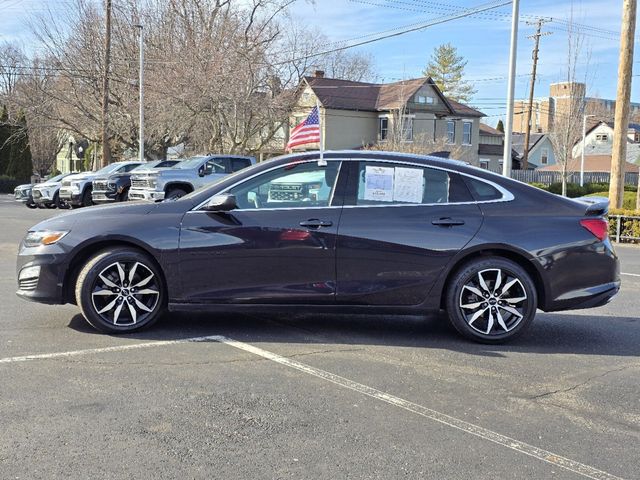 2022 Chevrolet Malibu RS