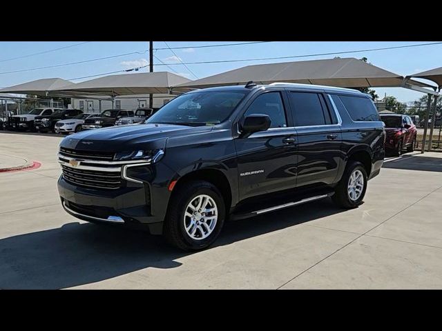 2022 Chevrolet Suburban LT