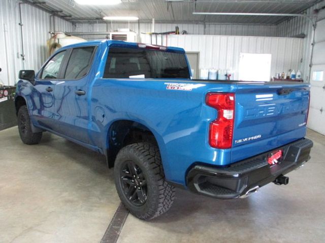 2022 Chevrolet Silverado 1500 Custom Trail Boss