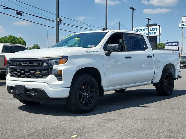 2022 Chevrolet Silverado 1500 Custom