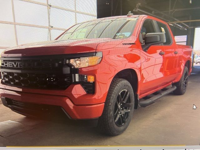 2022 Chevrolet Silverado 1500 Custom