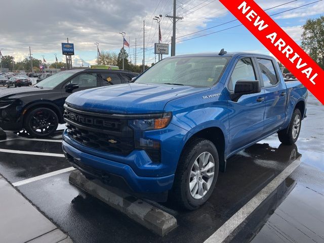 2022 Chevrolet Silverado 1500 Custom