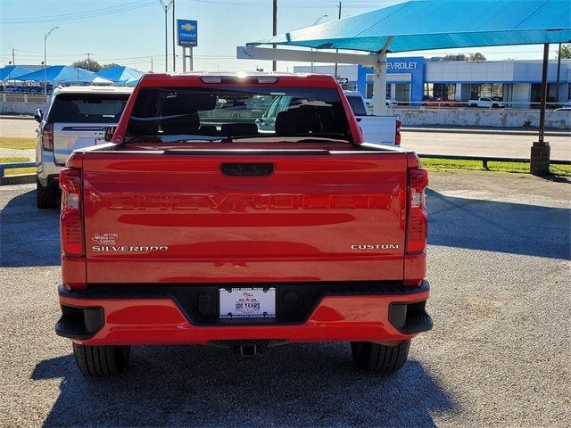 2022 Chevrolet Silverado 1500 Custom