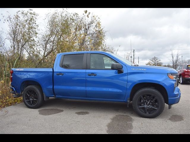 2022 Chevrolet Silverado 1500 Custom