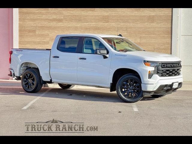 2022 Chevrolet Silverado 1500 Custom