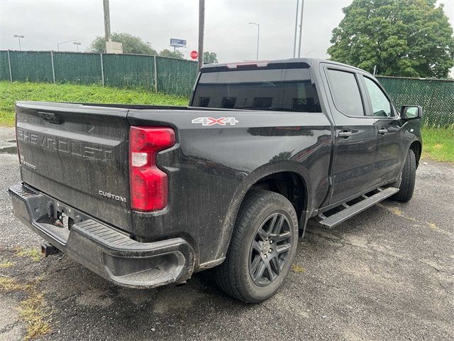 2022 Chevrolet Silverado 1500 Custom