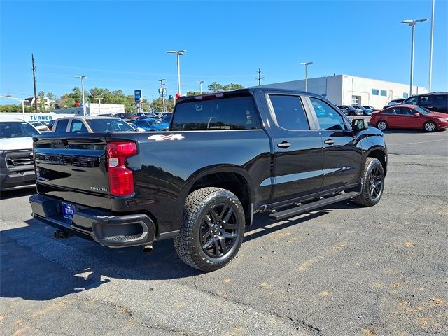 2022 Chevrolet Silverado 1500 Custom