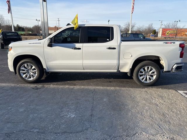 2022 Chevrolet Silverado 1500 Custom