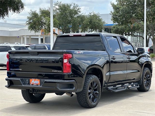 2022 Chevrolet Silverado 1500 Custom