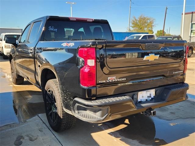 2022 Chevrolet Silverado 1500 Custom