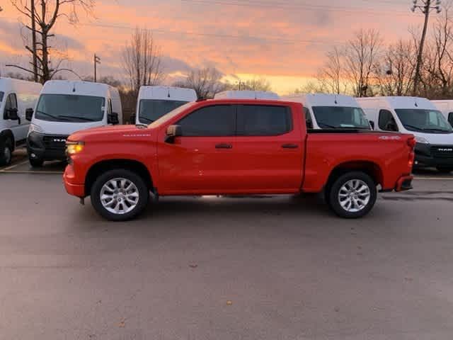 2022 Chevrolet Silverado 1500 Custom