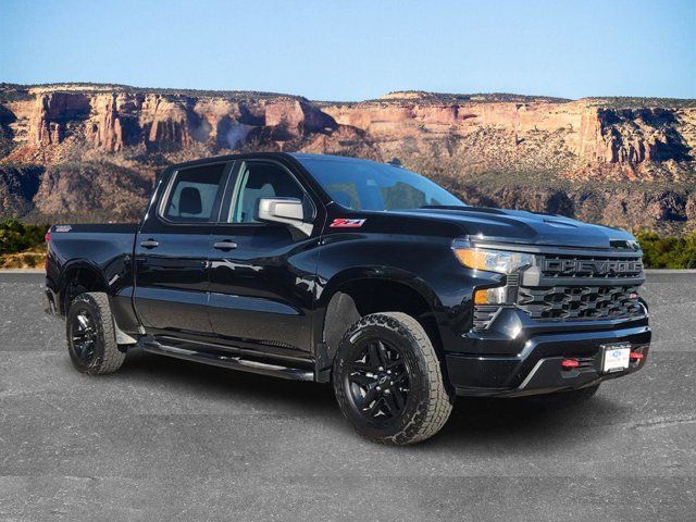 2022 Chevrolet Silverado 1500 Custom Trail Boss