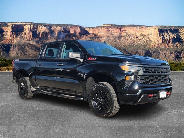 2022 Chevrolet Silverado 1500 Custom Trail Boss