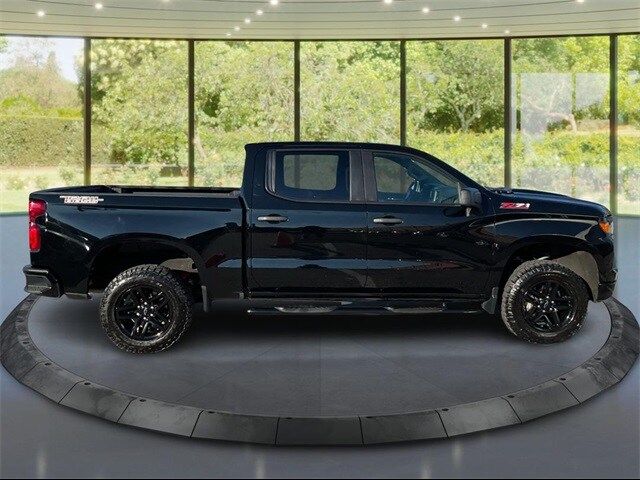 2022 Chevrolet Silverado 1500 Custom Trail Boss