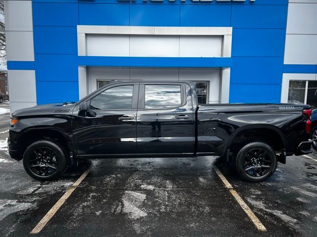 2022 Chevrolet Silverado 1500 Custom Trail Boss
