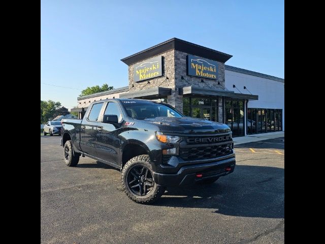 2022 Chevrolet Silverado 1500 Custom Trail Boss