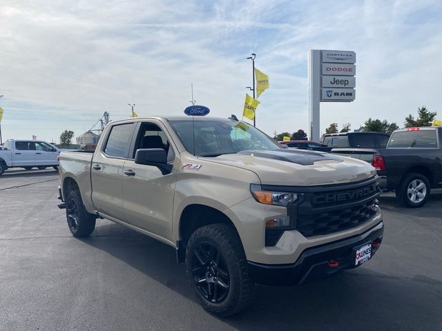 2022 Chevrolet Silverado 1500 Custom Trail Boss