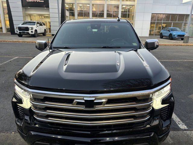 2022 Chevrolet Silverado 1500 High Country