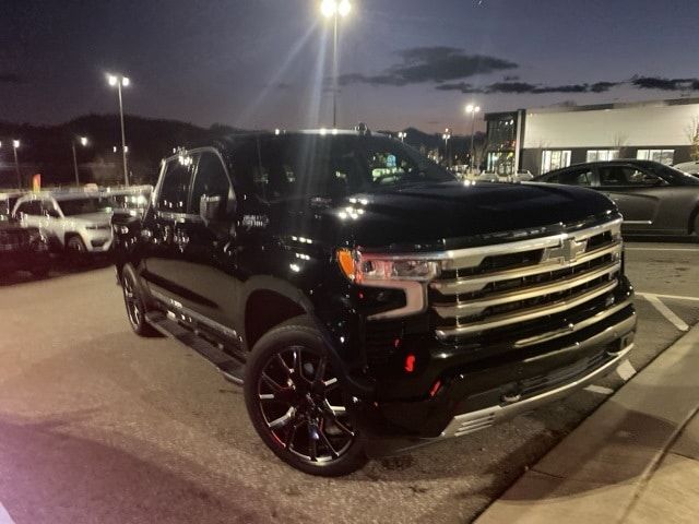 2022 Chevrolet Silverado 1500 High Country