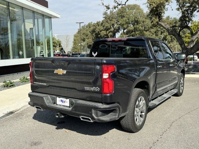 2022 Chevrolet Silverado 1500 High Country