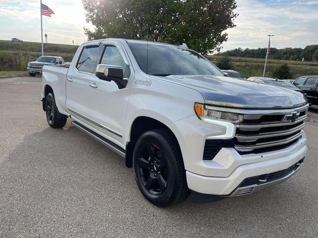 2022 Chevrolet Silverado 1500 High Country