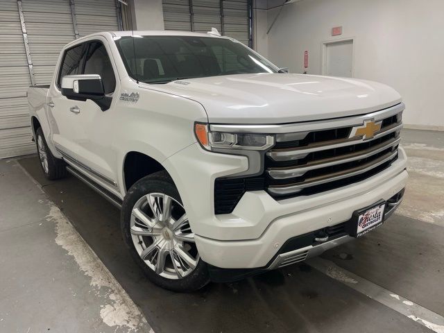 2022 Chevrolet Silverado 1500 High Country