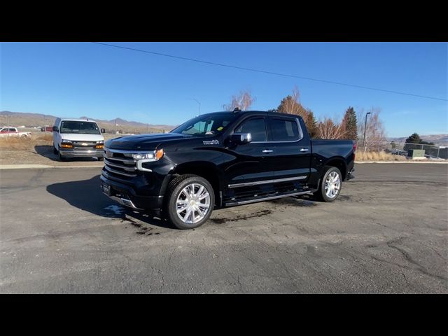 2022 Chevrolet Silverado 1500 High Country