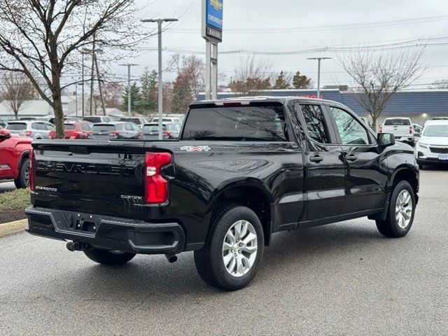 2022 Chevrolet Silverado 1500 LTD Custom
