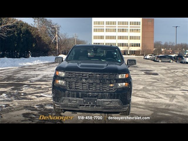 2022 Chevrolet Silverado 1500 LTD Custom