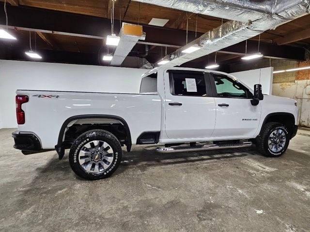 2022 Chevrolet Silverado 2500HD Custom