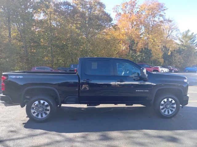 2022 Chevrolet Silverado 2500HD Custom