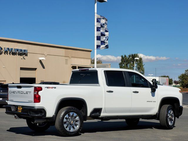 2022 Chevrolet Silverado 2500HD Custom