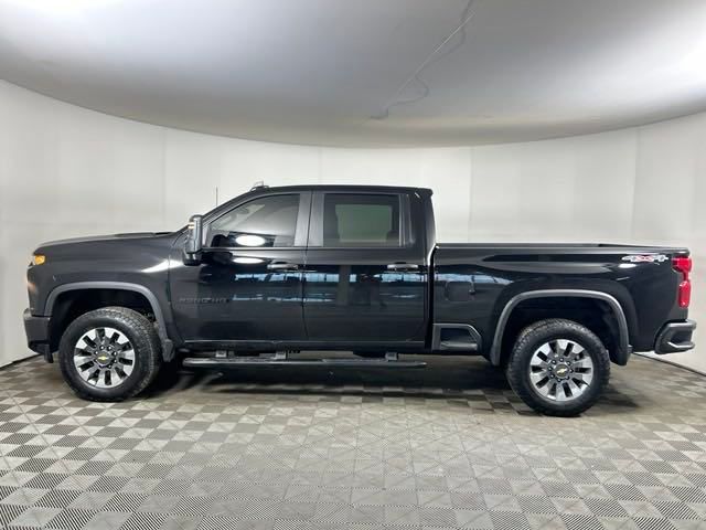 2022 Chevrolet Silverado 2500HD Custom