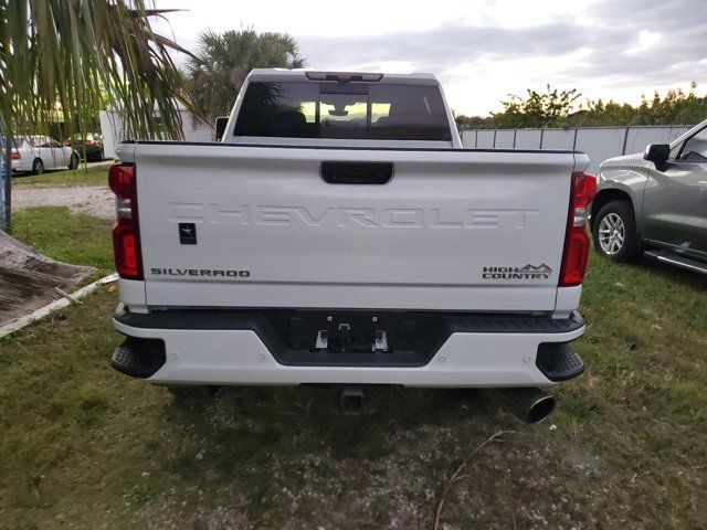 2022 Chevrolet Silverado 2500HD High Country