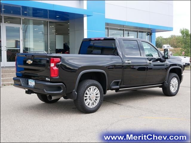 2022 Chevrolet Silverado 3500HD High Country