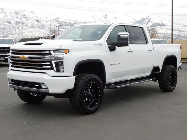 2022 Chevrolet Silverado 3500HD High Country