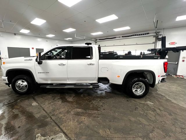 2022 Chevrolet Silverado 3500HD High Country