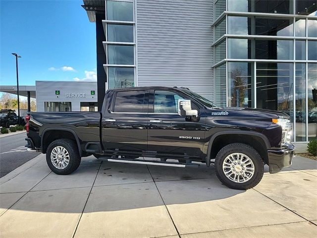 2022 Chevrolet Silverado 3500HD High Country