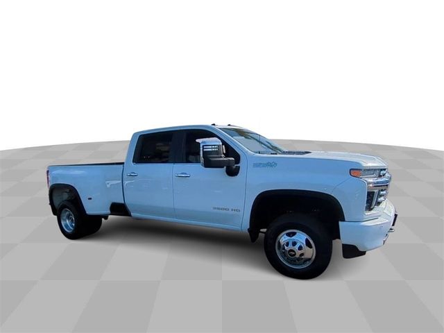 2022 Chevrolet Silverado 3500HD High Country