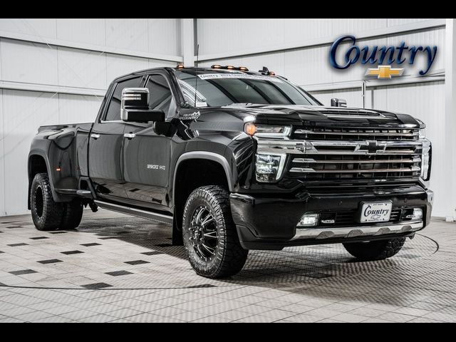 2022 Chevrolet Silverado 3500HD High Country