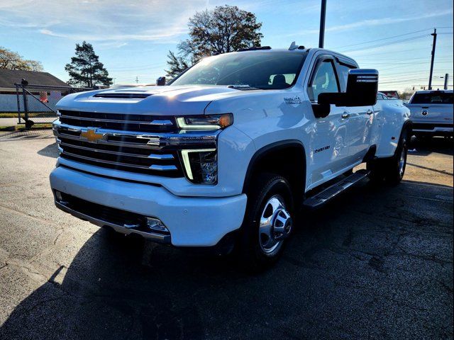 2022 Chevrolet Silverado 3500HD High Country