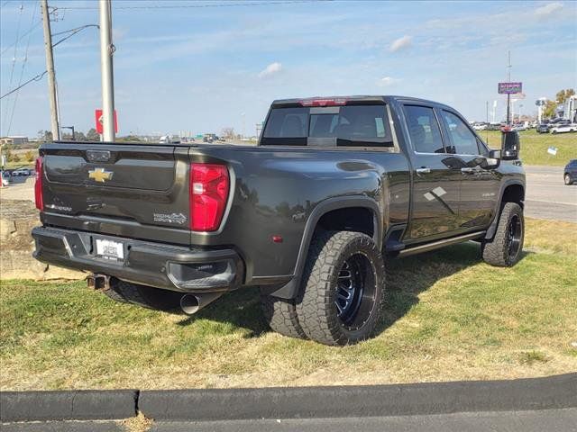 2022 Chevrolet Silverado 3500HD High Country