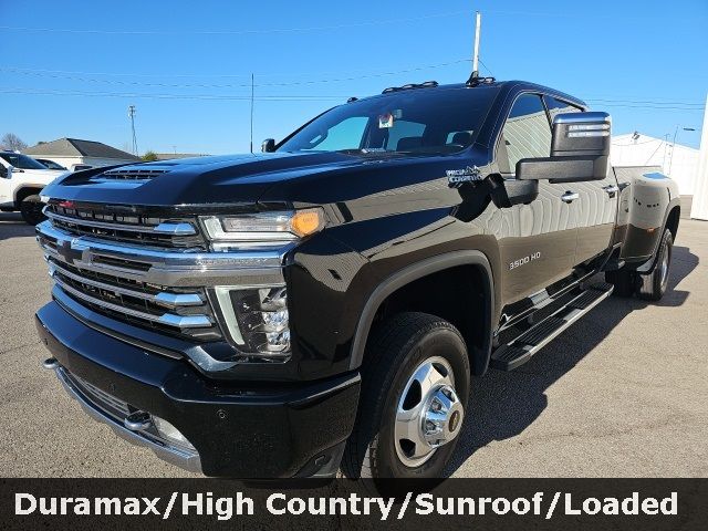 2022 Chevrolet Silverado 3500HD High Country