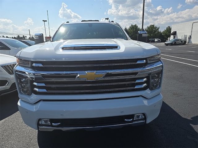 2022 Chevrolet Silverado 3500HD High Country