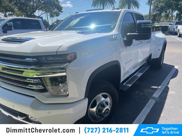 2022 Chevrolet Silverado 3500HD High Country