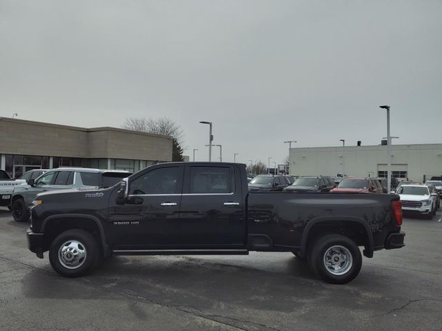2022 Chevrolet Silverado 3500HD High Country